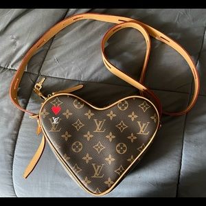 Heart shaped fashion bag